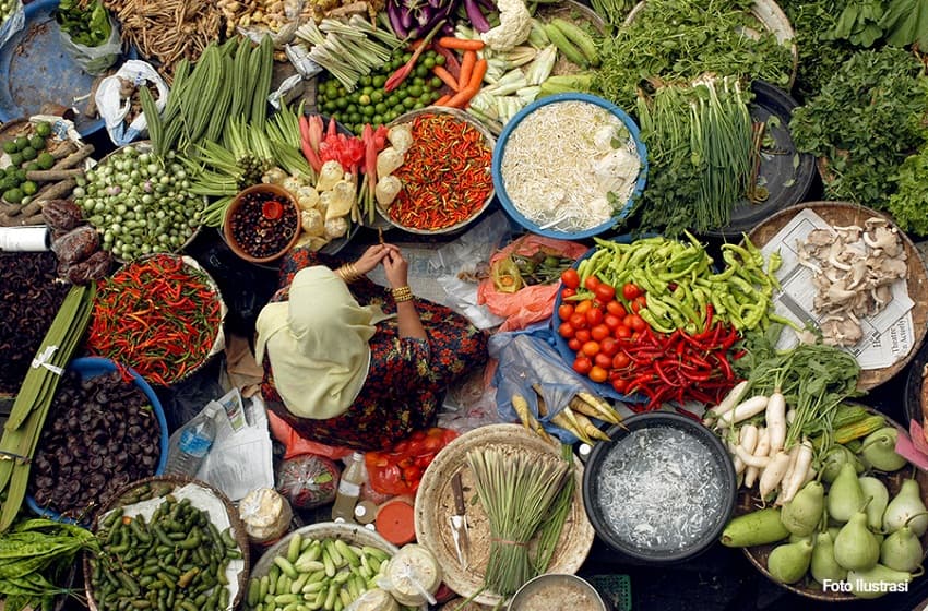 Ketika Rupiah Bergetar: Kisah Nyata Daya Beli Kita di Tengah Badai Ekonomi Dunia