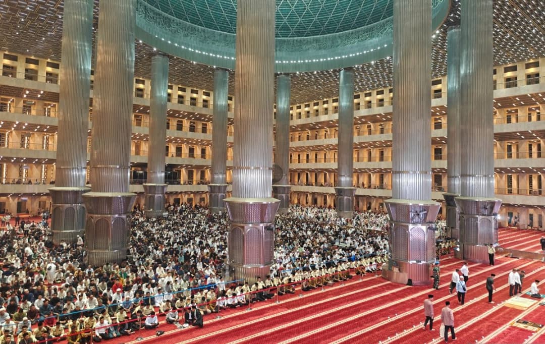 Ketika Doa-Doa Akhir Tahun Menyatu: Potret Harmoni yang Menginspirasi di Penjuru Nusantara