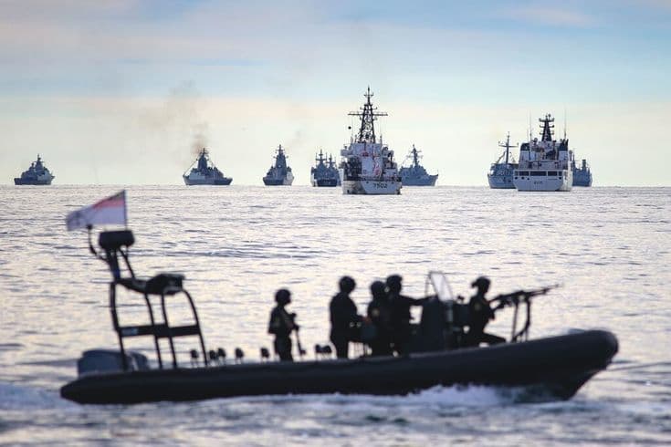 Bukan Cuma Tentara: Ketika Seluruh Bangsa Menjadi Penjaga Kedaulatan