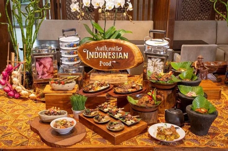 Mengarungi Gelombang Industri Makanan: Kisah Sukses dan Jurang yang Harus Dilewati