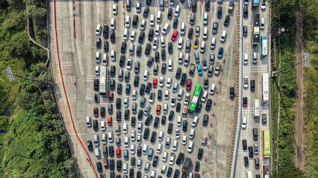 Ritual Mudik Semarang 2026: Dari 30 Ribu Menuju Puncak 68 Ribu Kendaraan, Apa yang Bisa Kita Pelajari?